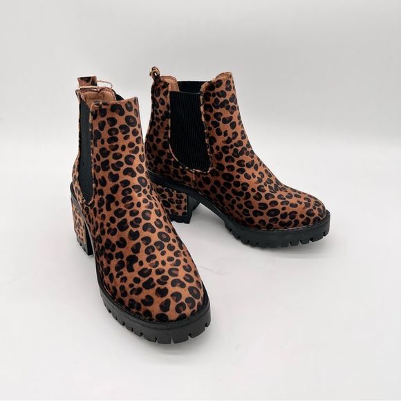 SEVEN7 Women’s Berlin Lug Sole Bootie Leopard 7 - Picture 1 of 11